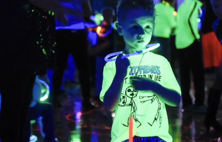 Events This Weekend: Faeries, Tea Parties, and Glow Stick Memories